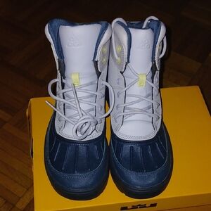 Nike ACG Kids Blue and White Boots